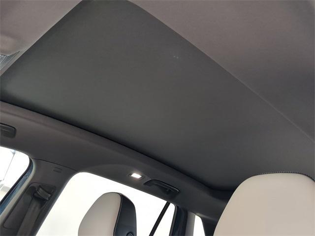 new 2025 Volkswagen Tiguan car, priced at $42,446