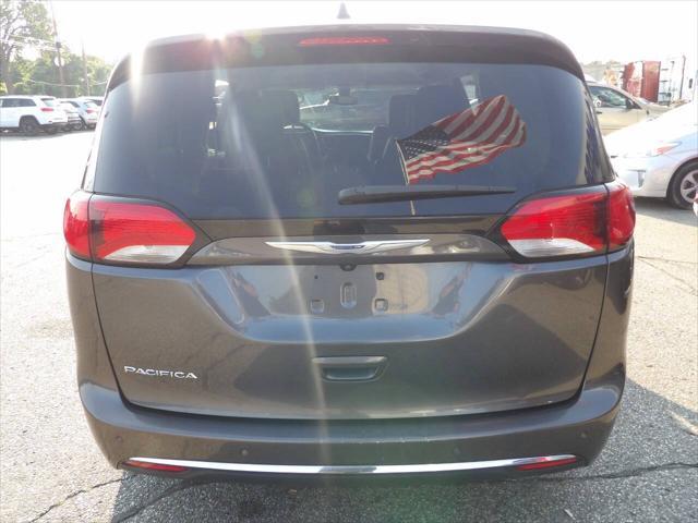 used 2020 Chrysler Pacifica car, priced at $15,495