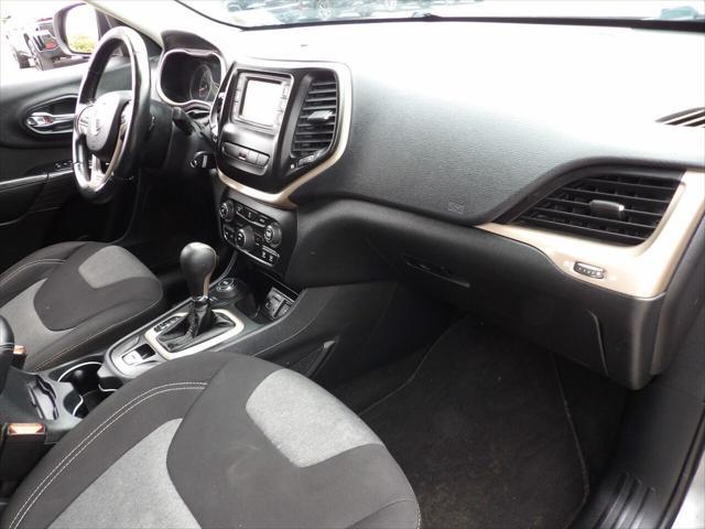 used 2014 Jeep Cherokee car, priced at $9,995