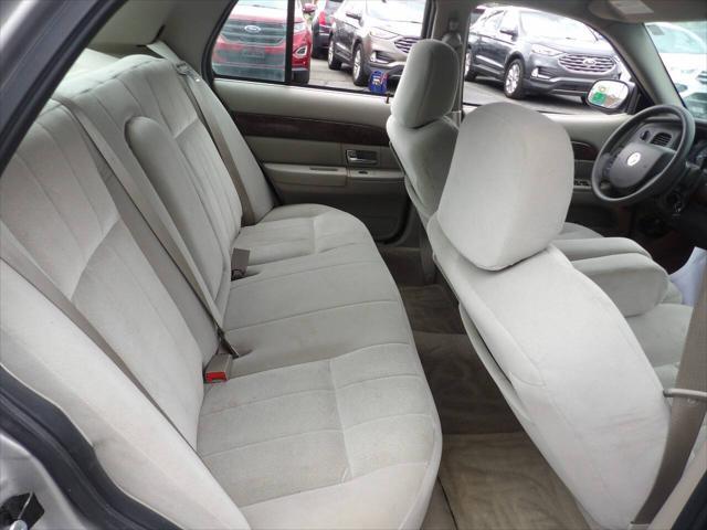 used 2006 Mercury Grand Marquis car, priced at $5,997