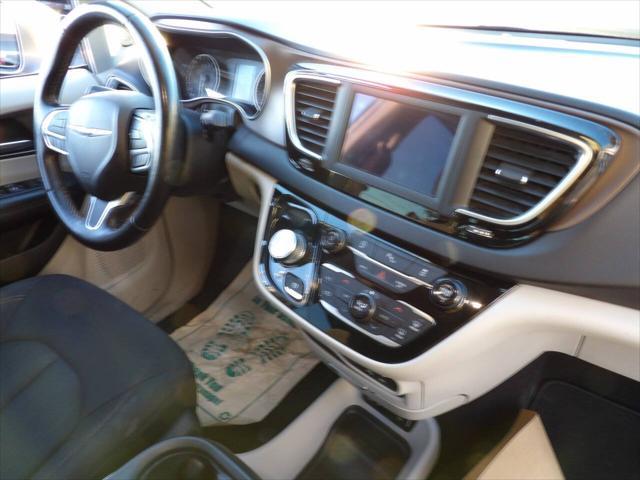 used 2019 Chrysler Pacifica car, priced at $9,495