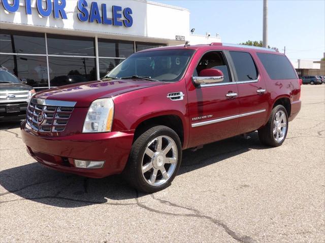 used 2010 Cadillac Escalade ESV car, priced at $10,995