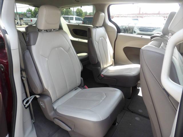 used 2018 Chrysler Pacifica car, priced at $16,997