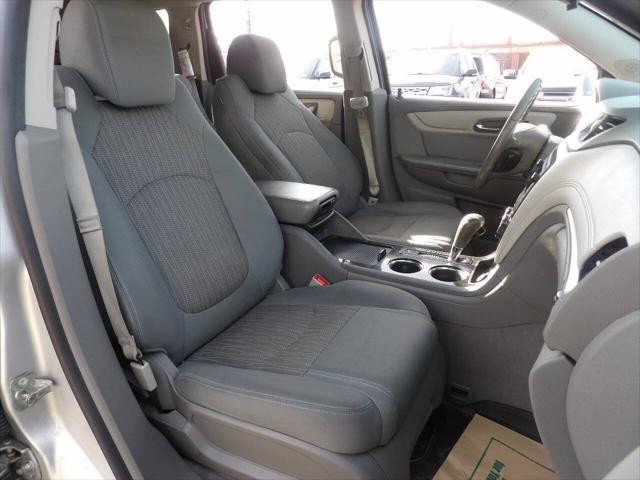 used 2017 Chevrolet Traverse car, priced at $14,995