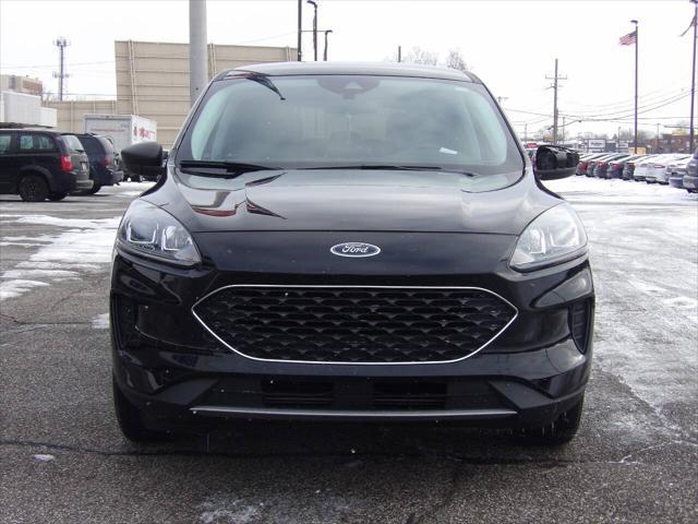 used 2022 Ford Escape car, priced at $17,995