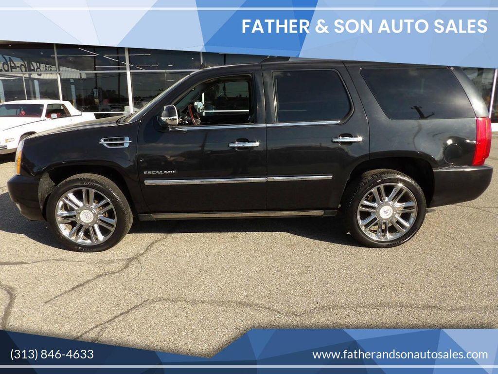 used 2011 Cadillac Escalade car, priced at $10,997