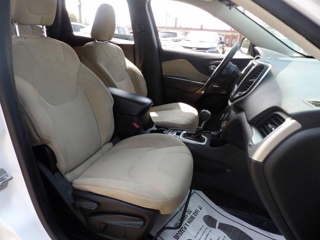 used 2015 Jeep Cherokee car, priced at $9,997