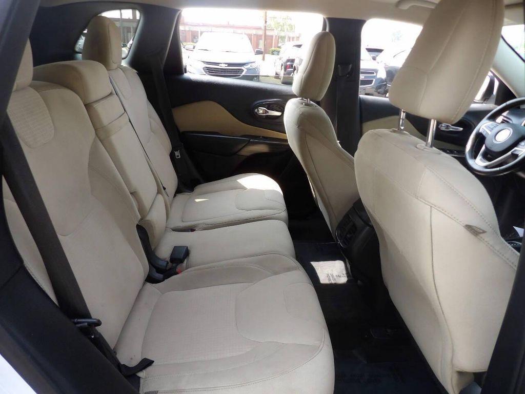 used 2015 Jeep Cherokee car, priced at $9,997