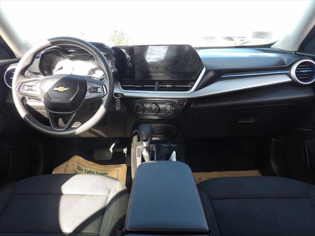 used 2024 Chevrolet Trax car, priced at $17,995