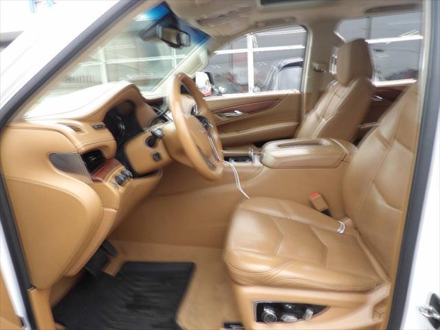used 2016 Cadillac Escalade ESV car, priced at $20,997