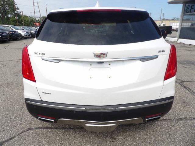used 2017 Cadillac XT5 car, priced at $17,497