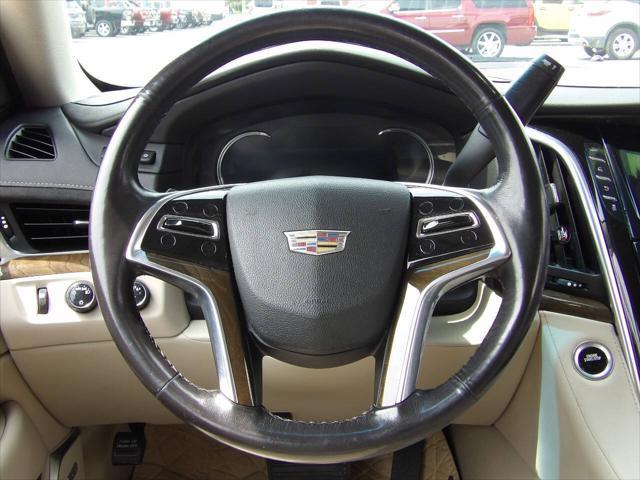used 2020 Cadillac Escalade car, priced at $29,995