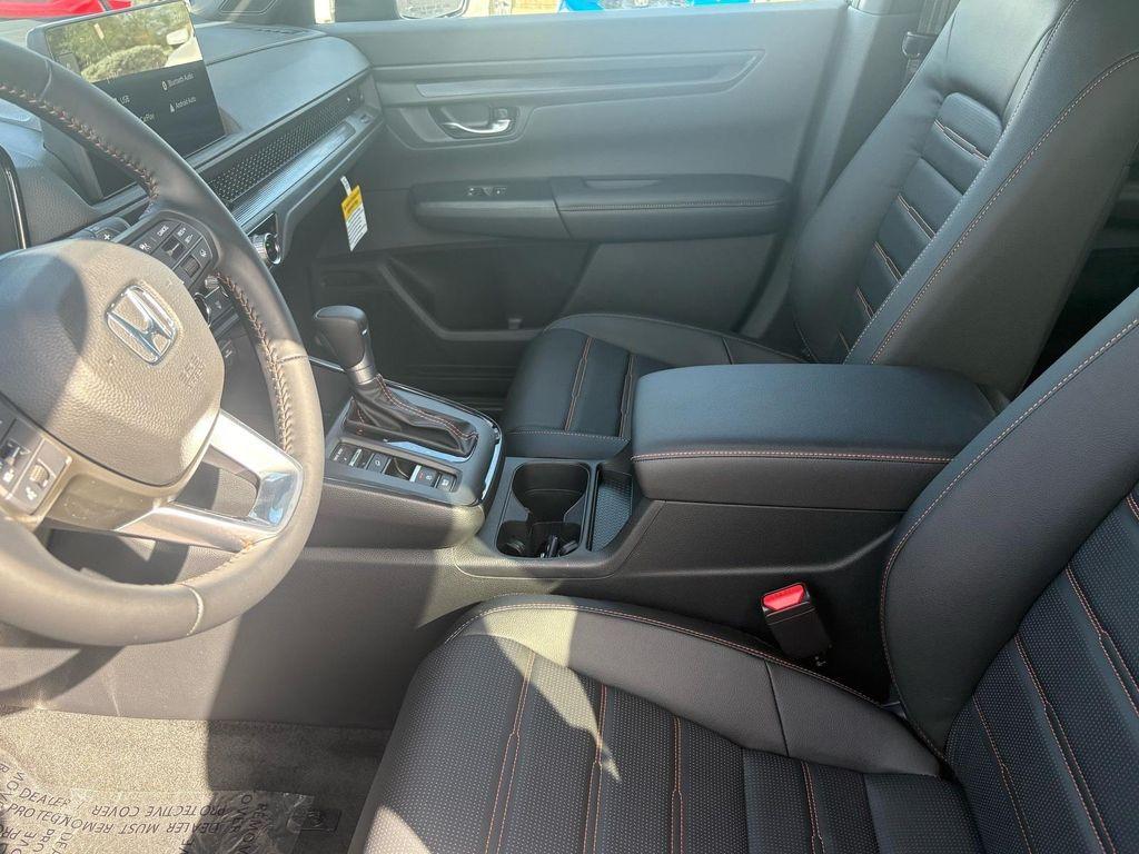 new 2026 Honda CR-V Hybrid car, priced at $39,965
