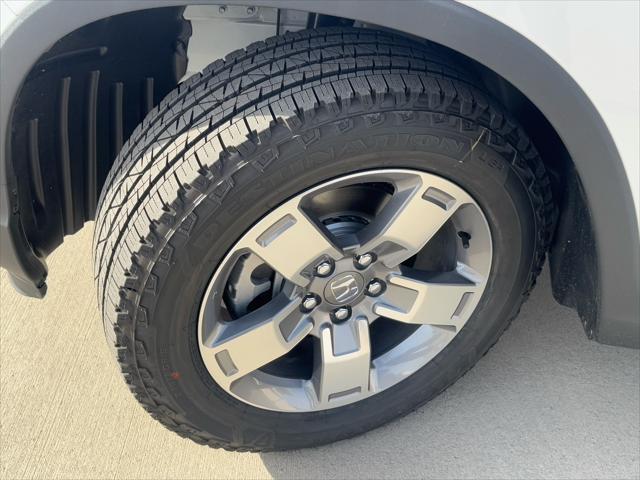 new 2025 Honda Ridgeline car, priced at $45,124