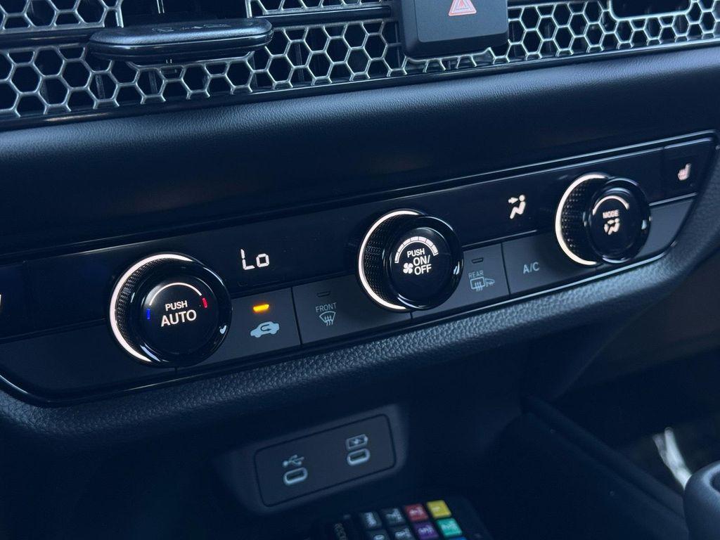 new 2026 Honda HR-V car, priced at $30,278