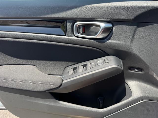 new 2025 Honda Civic Hybrid car, priced at $29,449