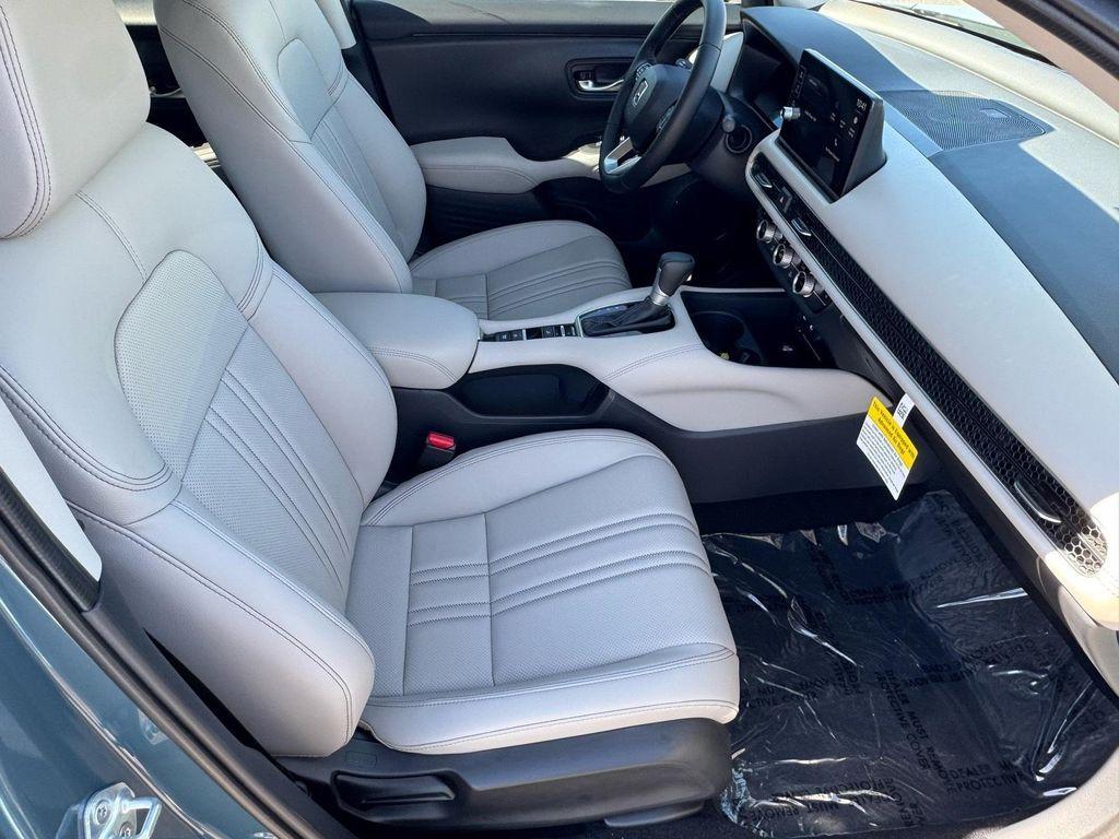 new 2026 Honda HR-V car, priced at $32,251