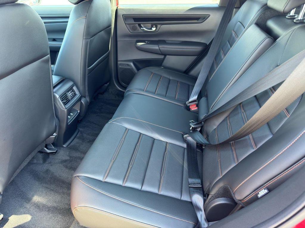 new 2026 Honda CR-V Hybrid car, priced at $40,396