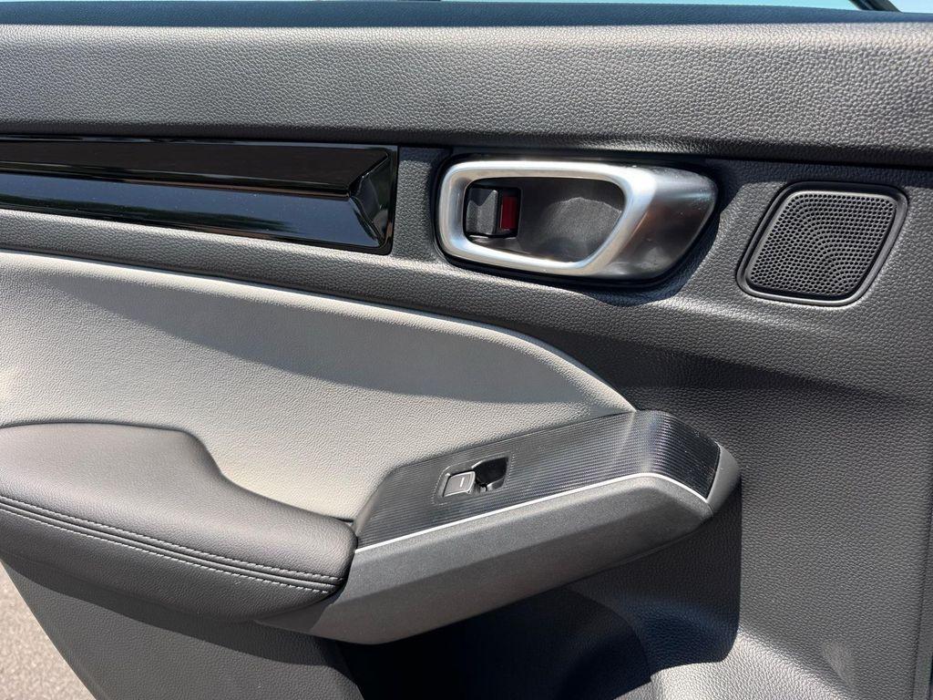 new 2025 Honda Civic Hybrid car, priced at $31,419