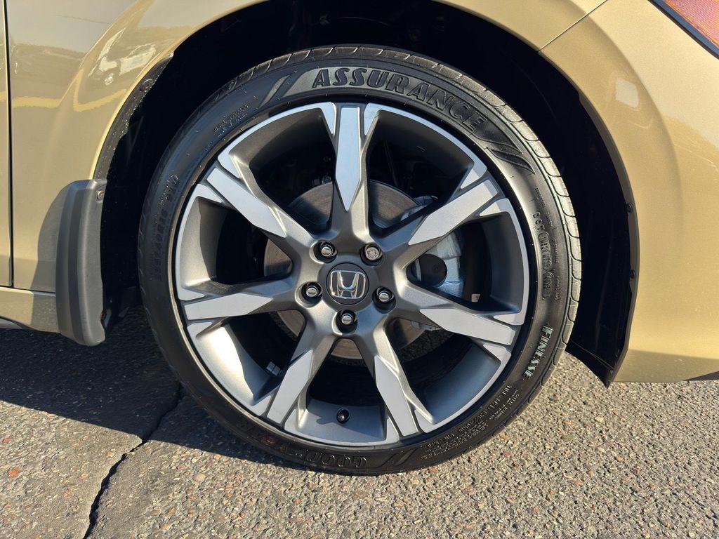 new 2026 Honda Civic Hybrid car, priced at $33,361