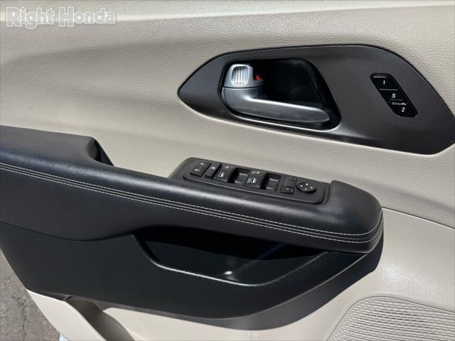 used 2024 Chrysler Pacifica car, priced at $26,688