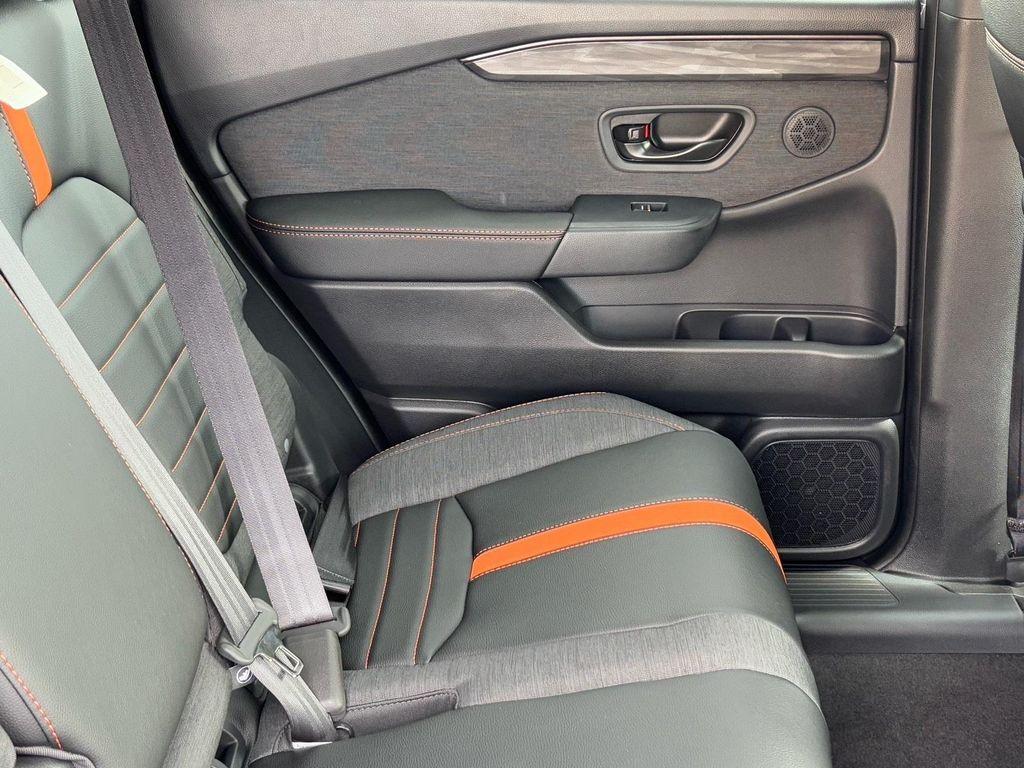 new 2026 Honda Passport car, priced at $50,400