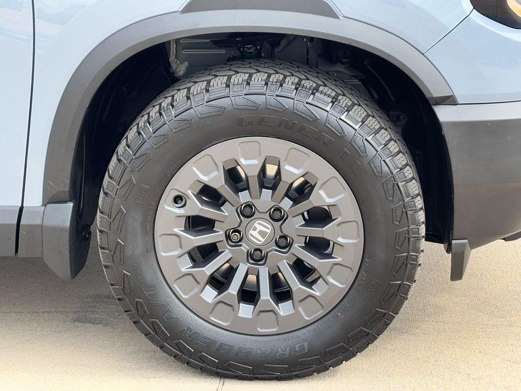 new 2026 Honda Passport car, priced at $50,400