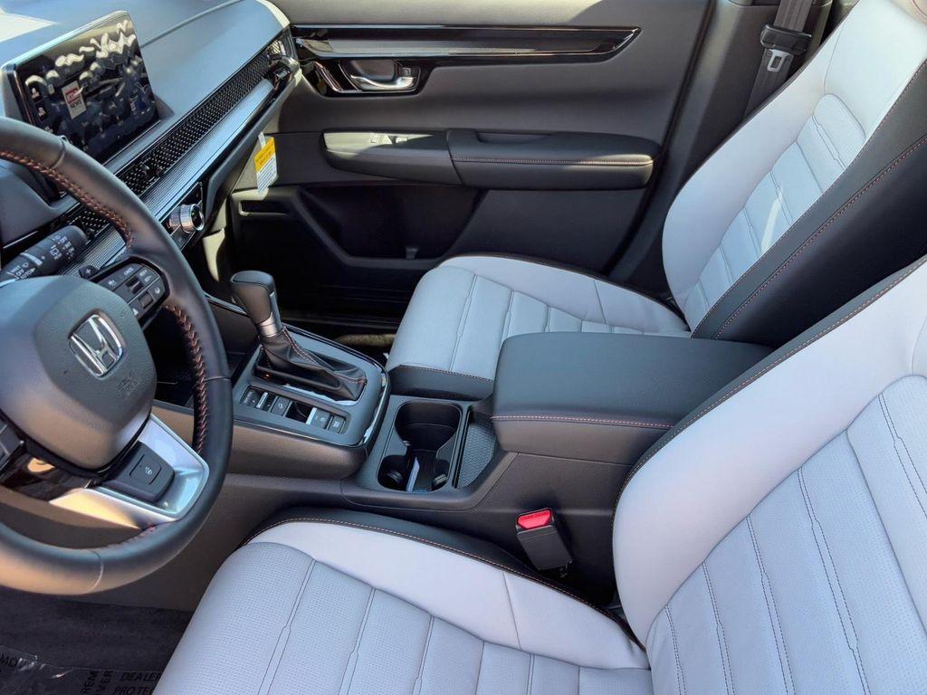 new 2026 Honda CR-V Hybrid car, priced at $41,050