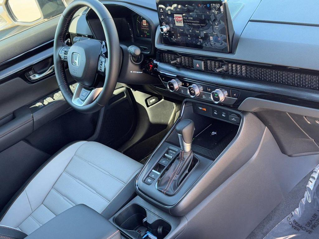 new 2026 Honda CR-V Hybrid car, priced at $41,050