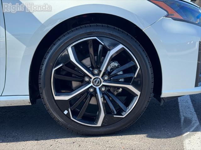 used 2023 Nissan Altima car, priced at $18,899