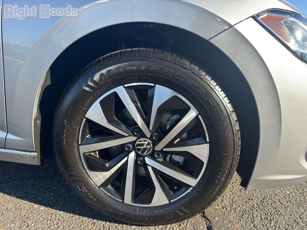 used 2024 Volkswagen Jetta car, priced at $14,449