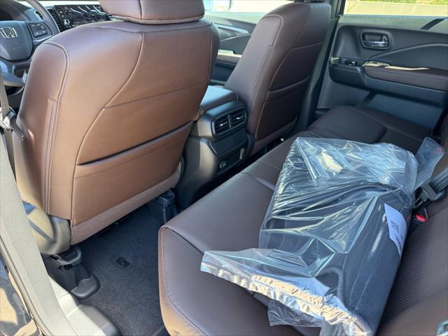 new 2025 Honda Ridgeline car, priced at $40,668