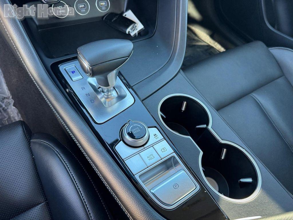 used 2023 Genesis G70 car, priced at $22,298