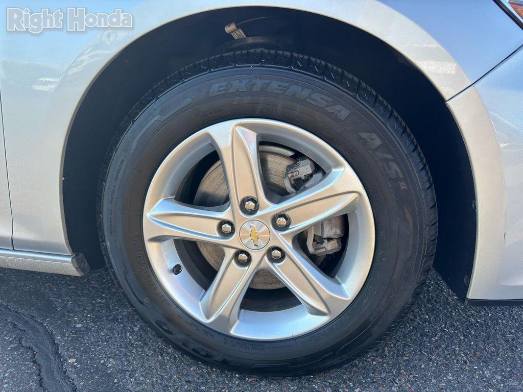 used 2022 Chevrolet Malibu car, priced at $14,987