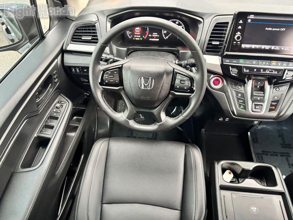used 2025 Honda Odyssey car, priced at $38,868