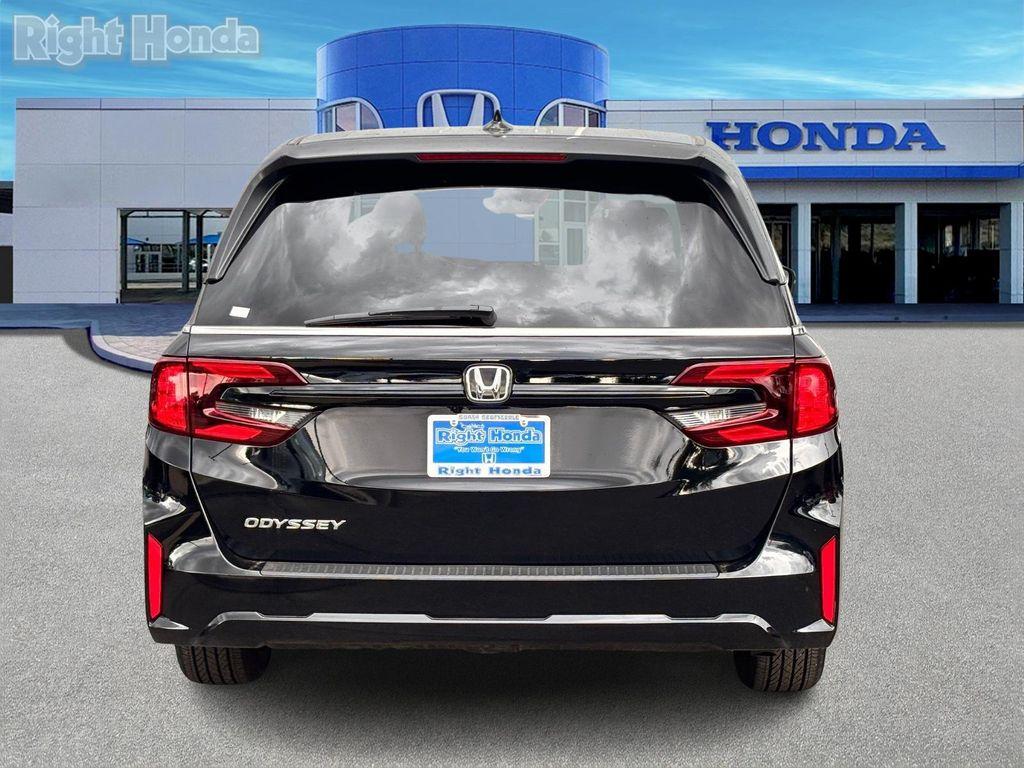 used 2025 Honda Odyssey car, priced at $38,868