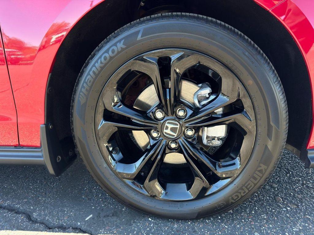 new 2025 Honda Accord car, priced at $30,996