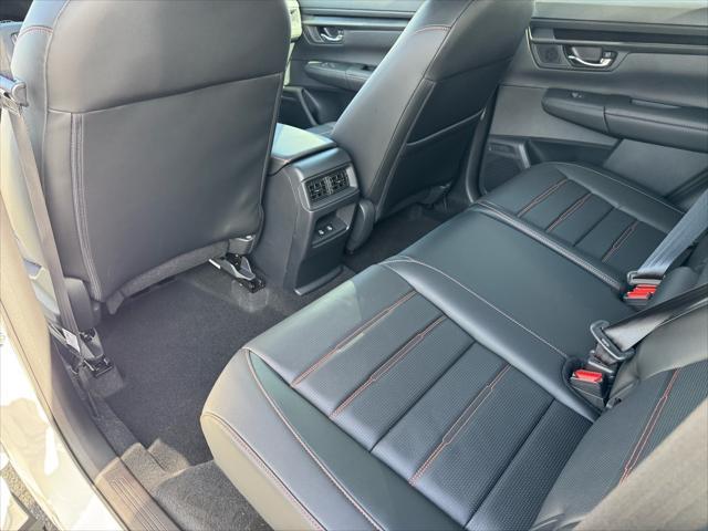 new 2025 Honda CR-V Hybrid car, priced at $39,312
