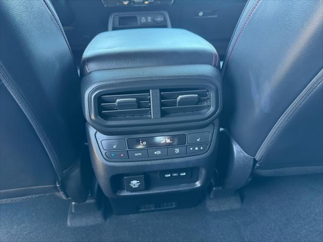 new 2025 Honda Pilot car, priced at $51,926