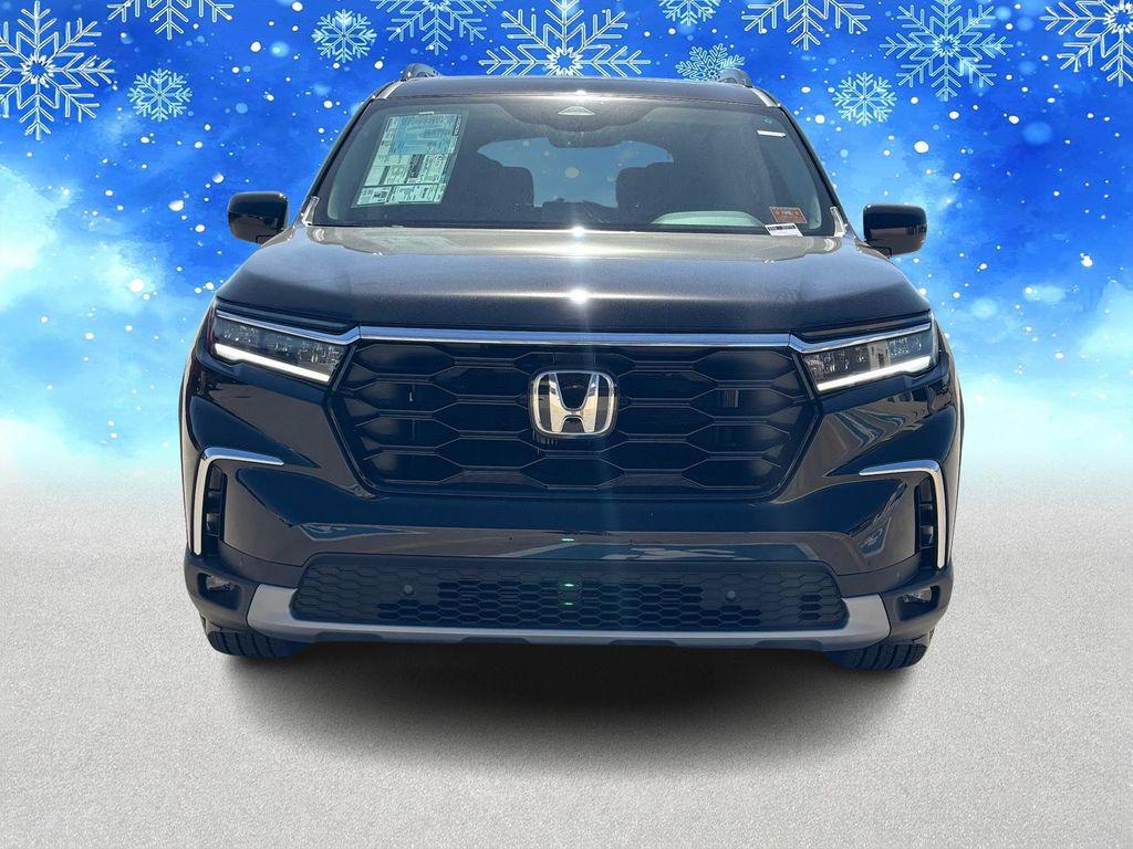 new 2025 Honda Pilot car, priced at $46,834