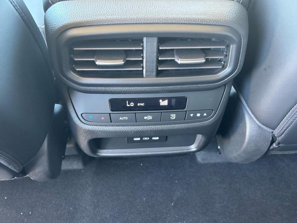 new 2025 Honda Pilot car, priced at $46,834