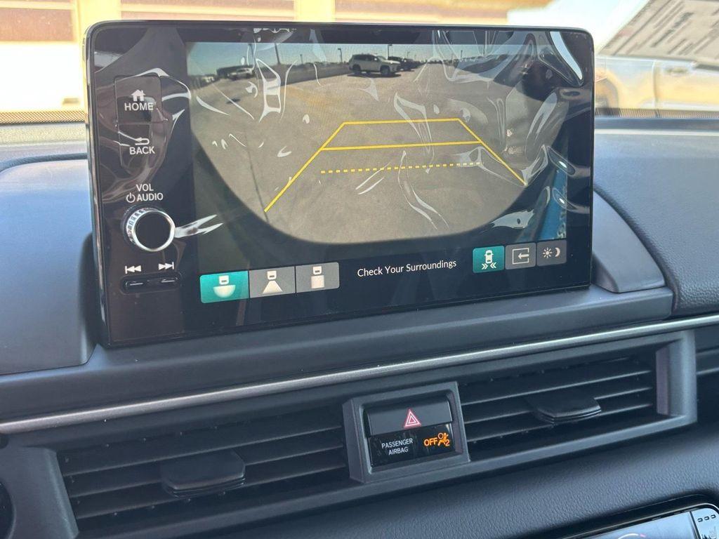 new 2025 Honda Pilot car, priced at $46,834