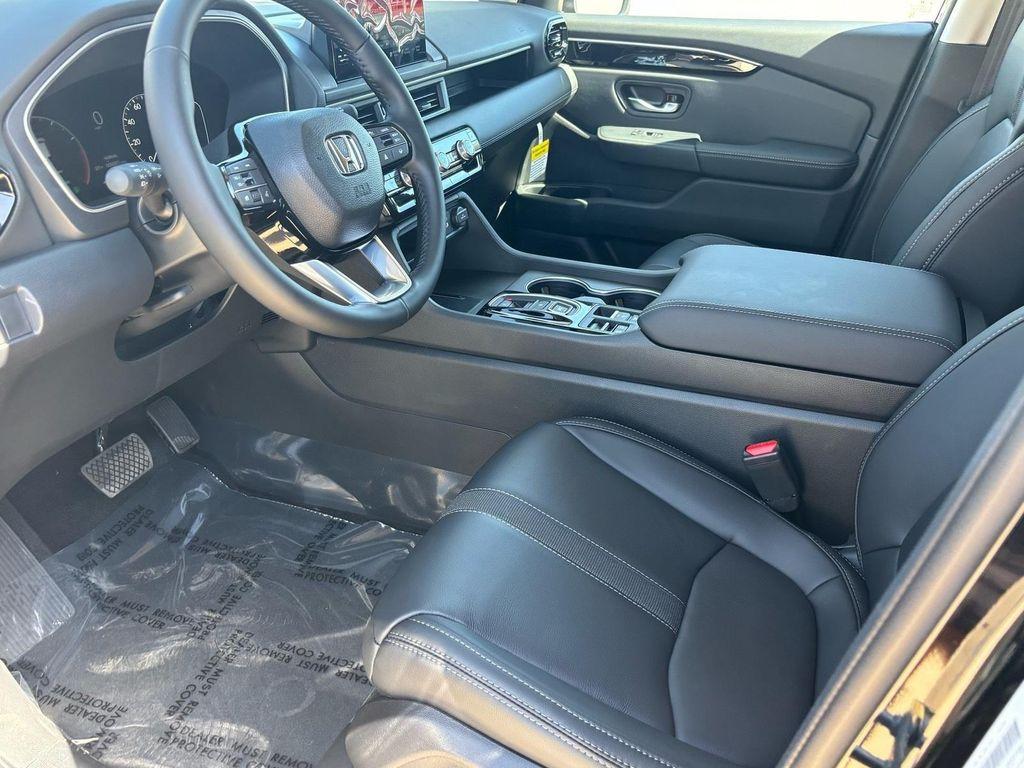 new 2025 Honda Pilot car, priced at $46,834