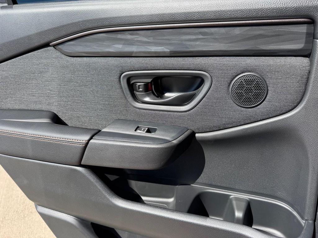 new 2026 Honda Passport car, priced at $50,400