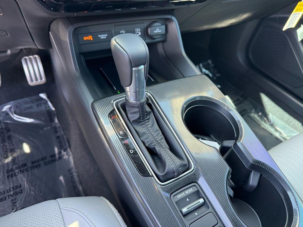 new 2025 Honda Civic Hybrid car, priced at $32,556