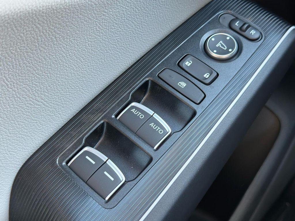 new 2026 Honda Civic Hybrid car, priced at $33,361