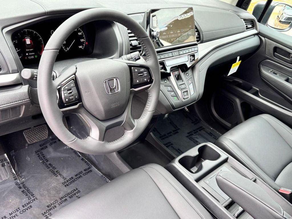 new 2026 Honda Odyssey car, priced at $45,685