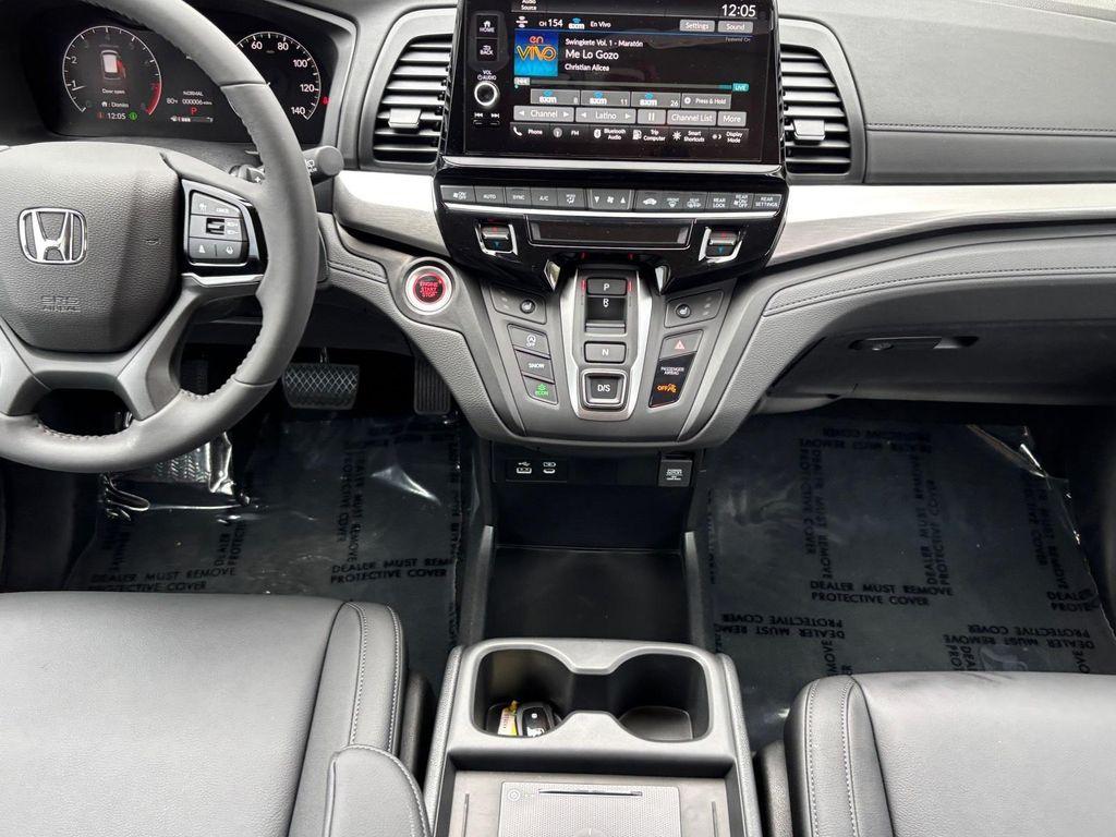 new 2026 Honda Odyssey car, priced at $45,685