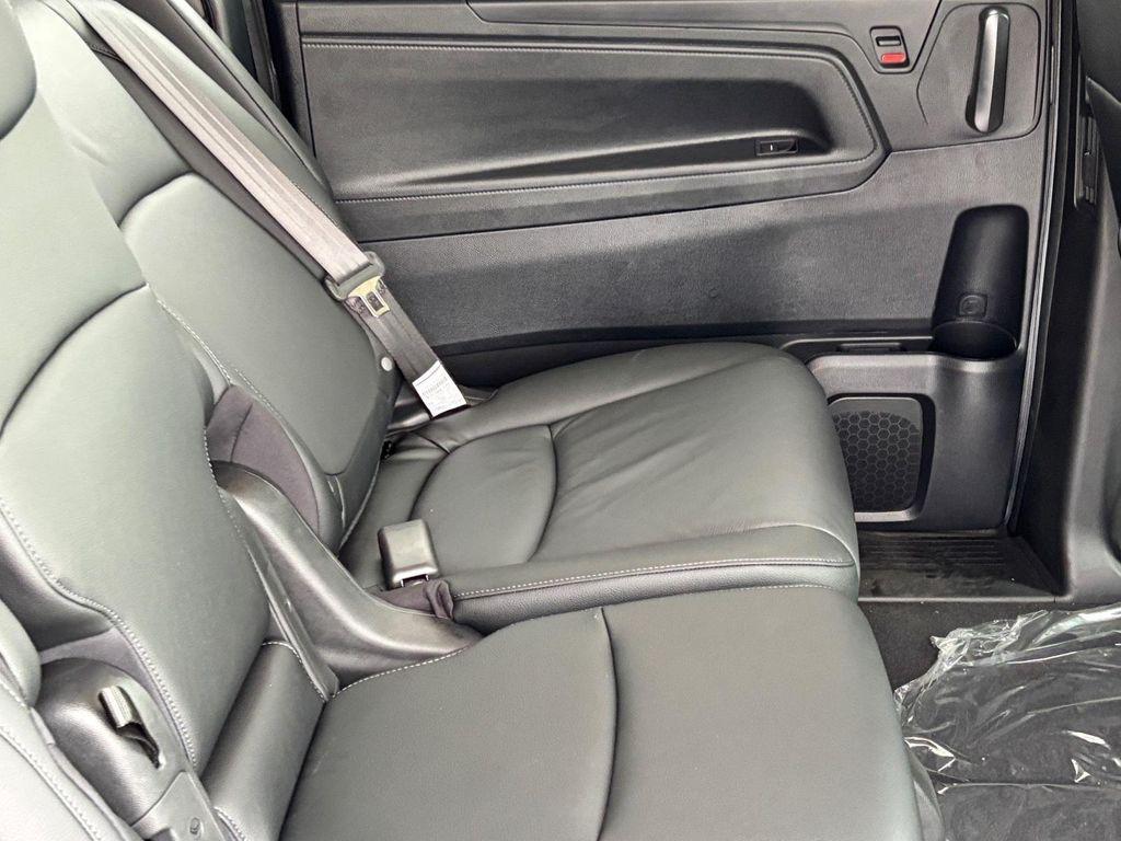 new 2026 Honda Odyssey car, priced at $45,685