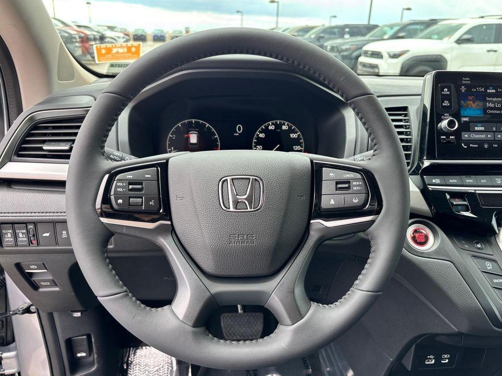 new 2026 Honda Odyssey car, priced at $45,685